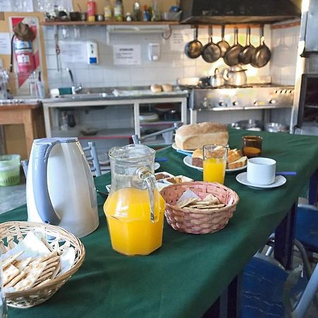 Hostel Los Cormoranes Ushuaia Eksteriør billede