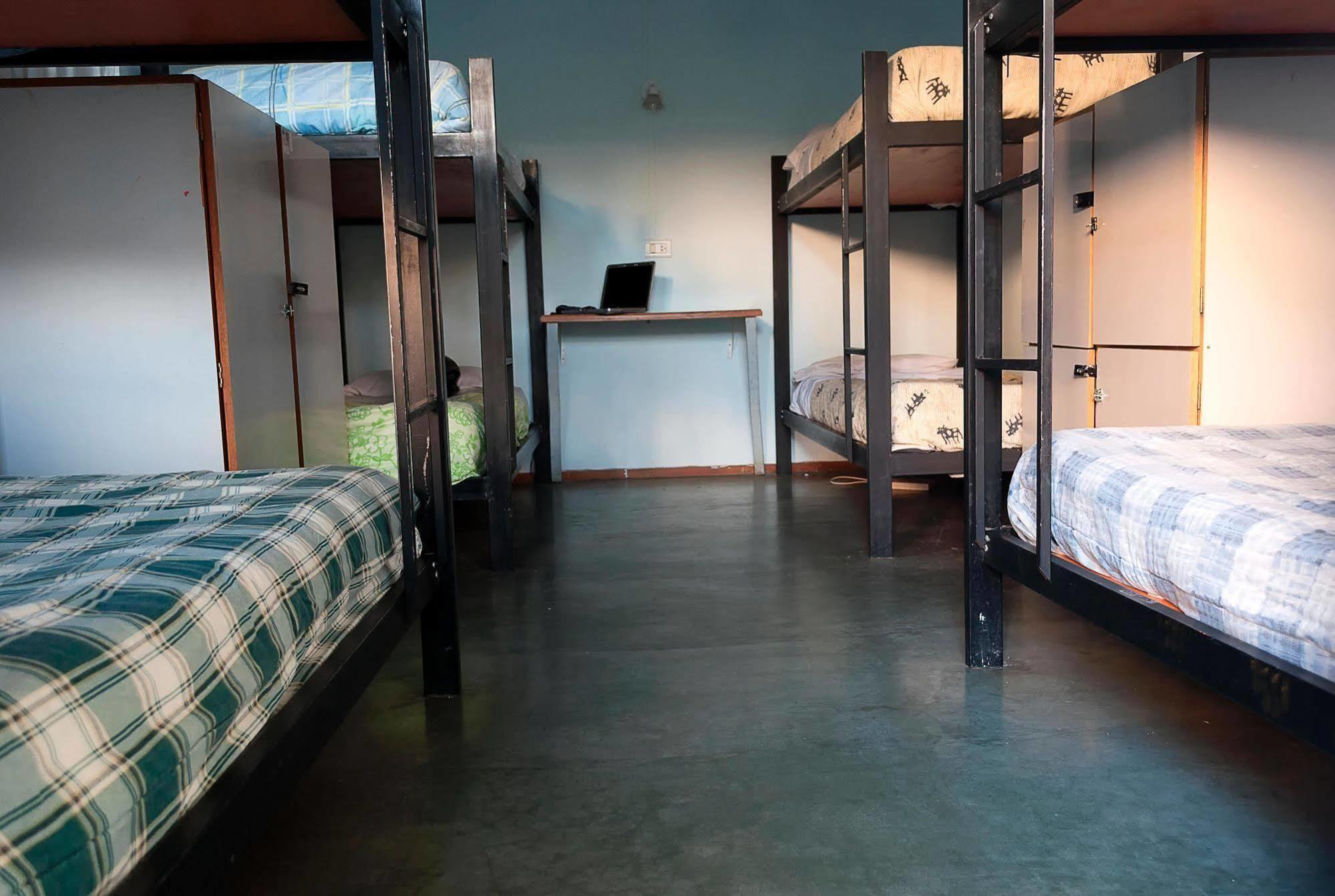 Hostel Los Cormoranes Ushuaia Eksteriør billede