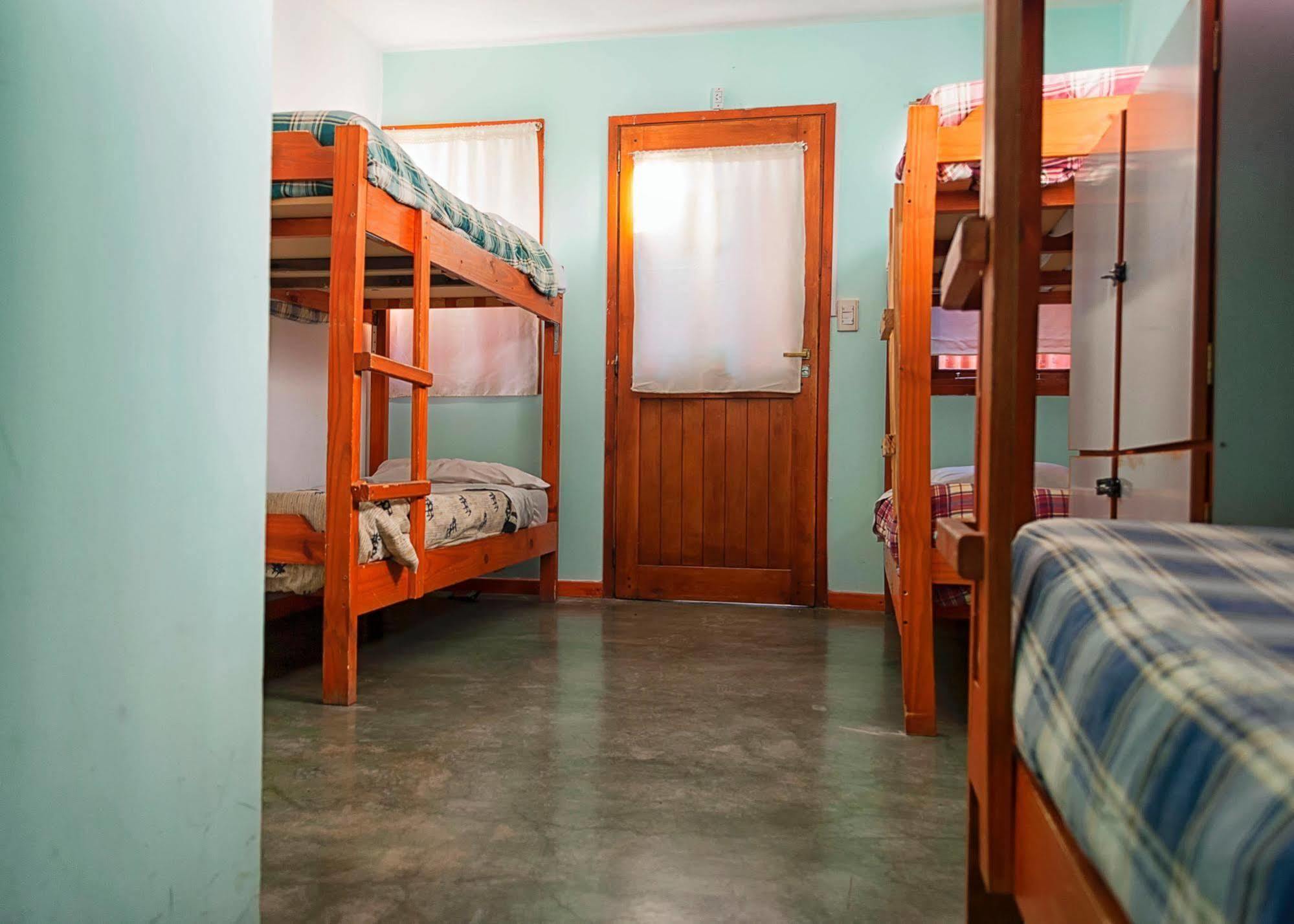 Hostel Los Cormoranes Ushuaia Eksteriør billede